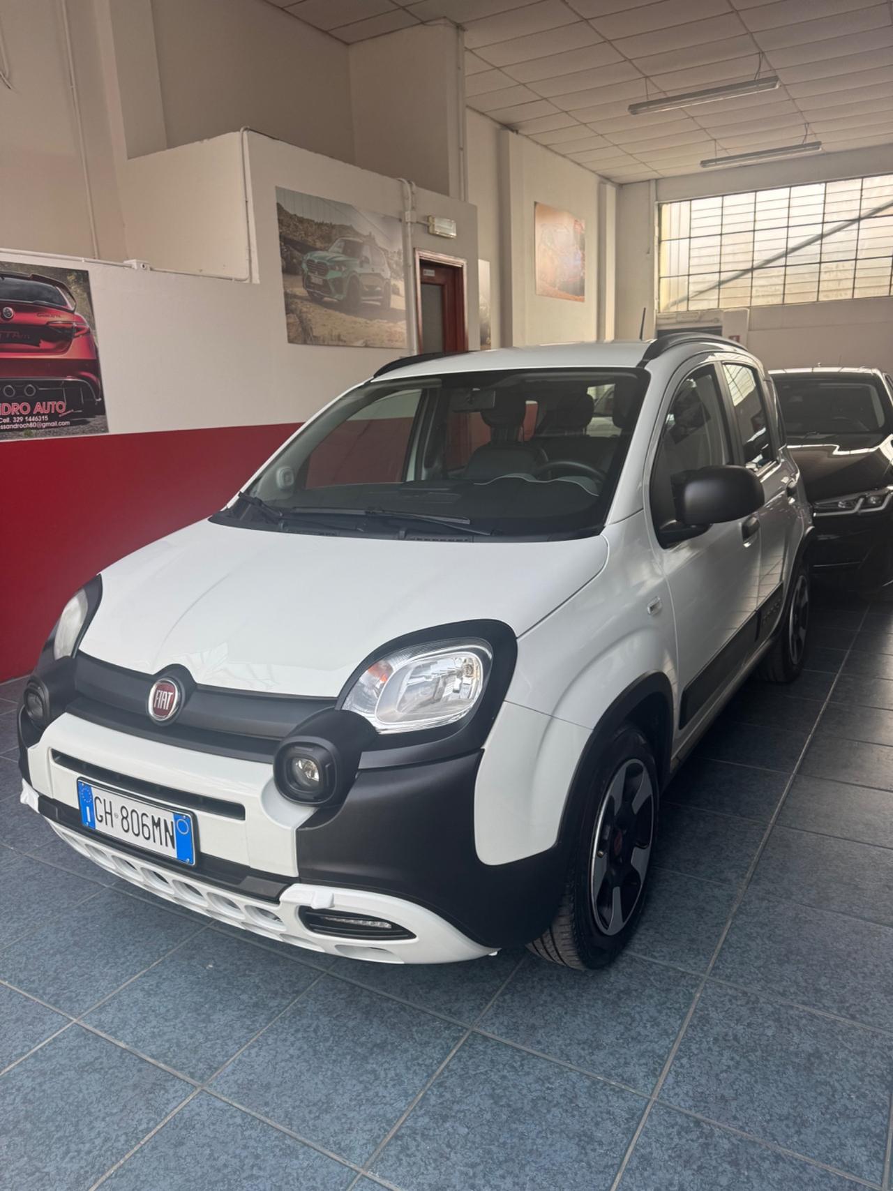 Fiat Panda 1.0 FireFly S&S Hybrid City Cross