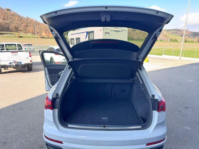 AUDI Q3 40 TFSI quattro S tronic S line edition 4x4