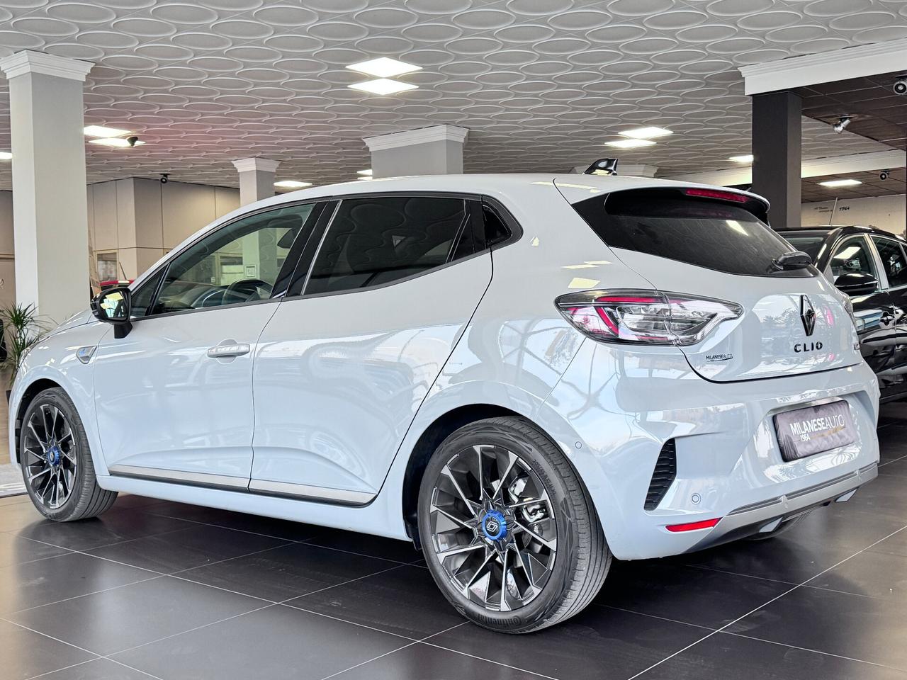 Renault Clio Full Hybrid E-Tech 145 CV 5 porte Esprit Alpine