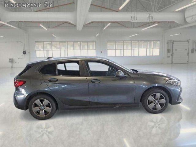 BMW 116 Serie 1 F40 116d Business Advantage auto GD180BJ