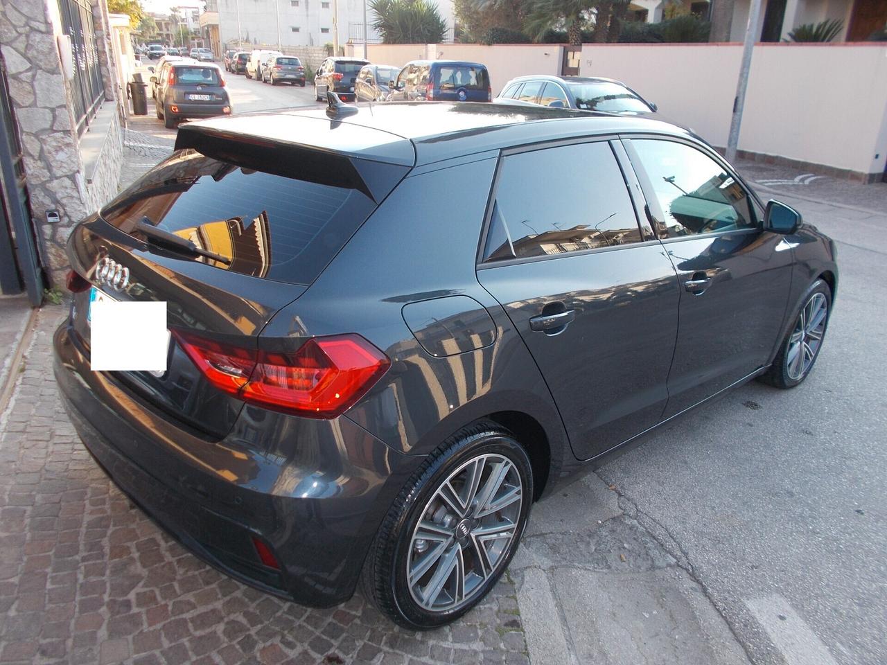 Audi A1 SPB 30 TFSI Identity Black