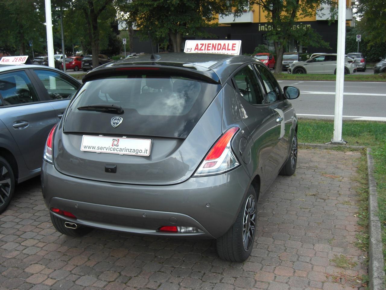 Lancia Ypsilon 1.0 FireFly 5 porte S&S Hybrid Platino