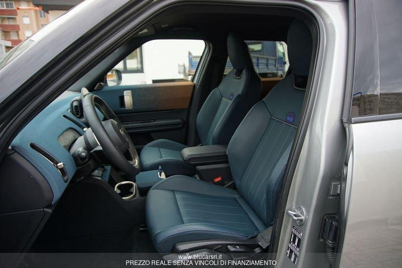 MINI Mini Countryman U25 Mini D Favoured Countryman