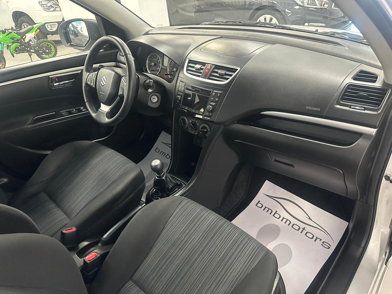 Suzuki Swift 1.2 VVT 4WD 5 porte B-Cool Bi-Color