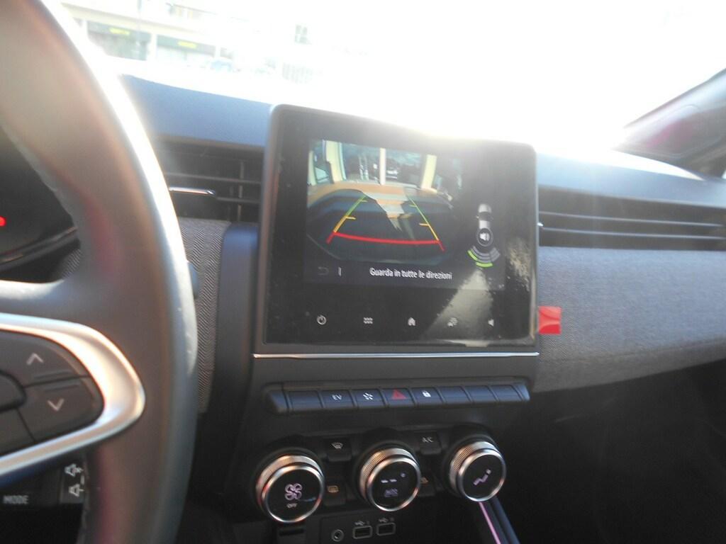 Renault Clio 1.6 E-Tech full hybrid Techno