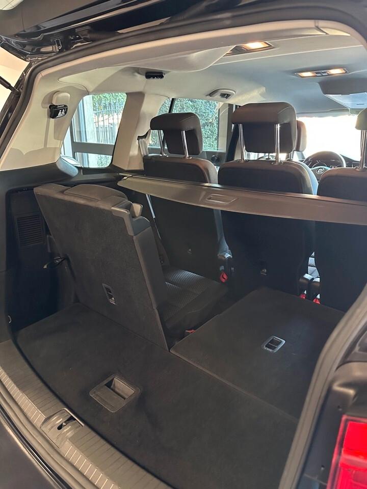 Volkswagen Touran 1.6 TDI Business 115cv DSG