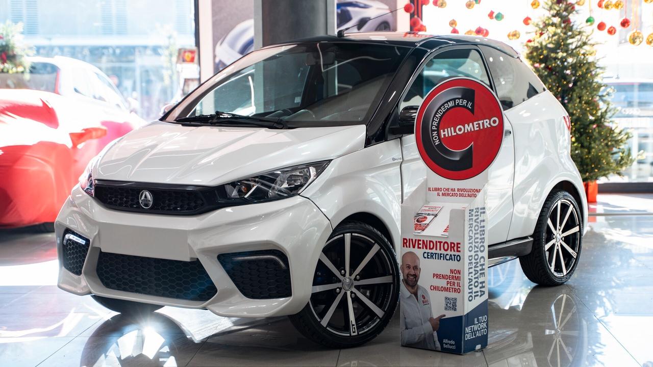 Aixam Coupe GTI COUPE' 16" ALPINE LED CARPLAY PELLE FULL OPTIONAL