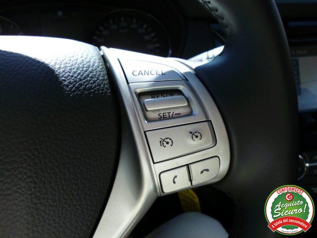 NISSAN Qashqai 1.5 dCi 2WD N-Connecta