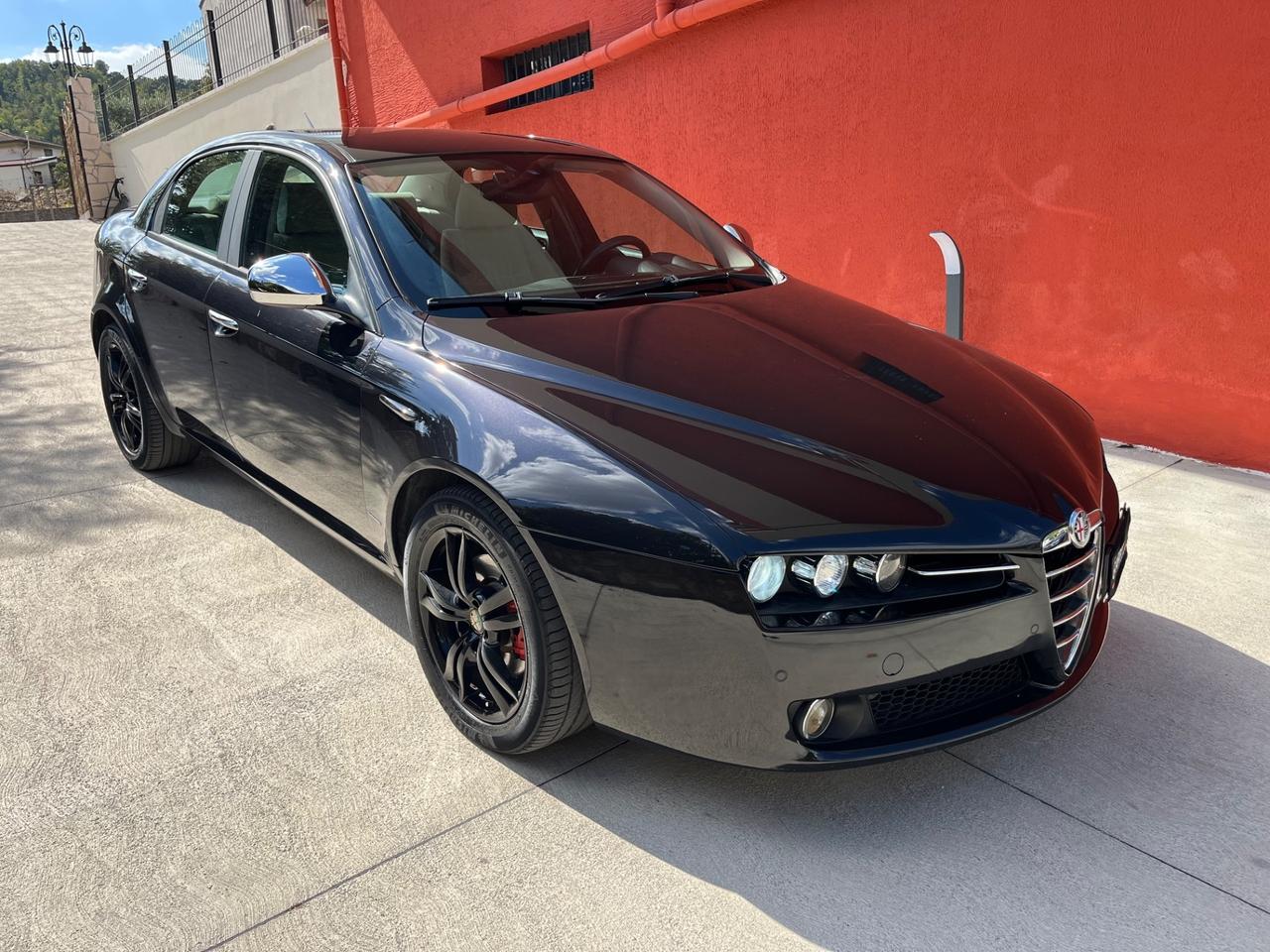 Alfa Romeo 159 1.9 JTDm 16V EXCLUSIVE - FULL OPTIONAL