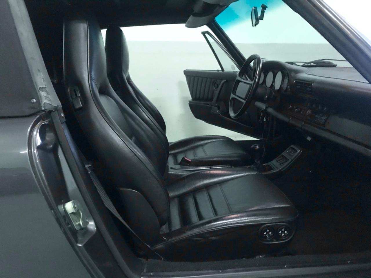 Porsche 911 Carrera 4 cat Cabriolet