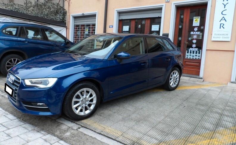 Audi A3 SPORTBACK 1.6 TDI 105 CV Ambiente