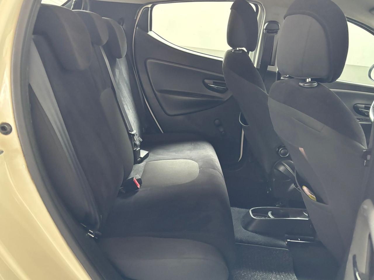 Lancia Ypsilon 1.2 69 CV Platinum