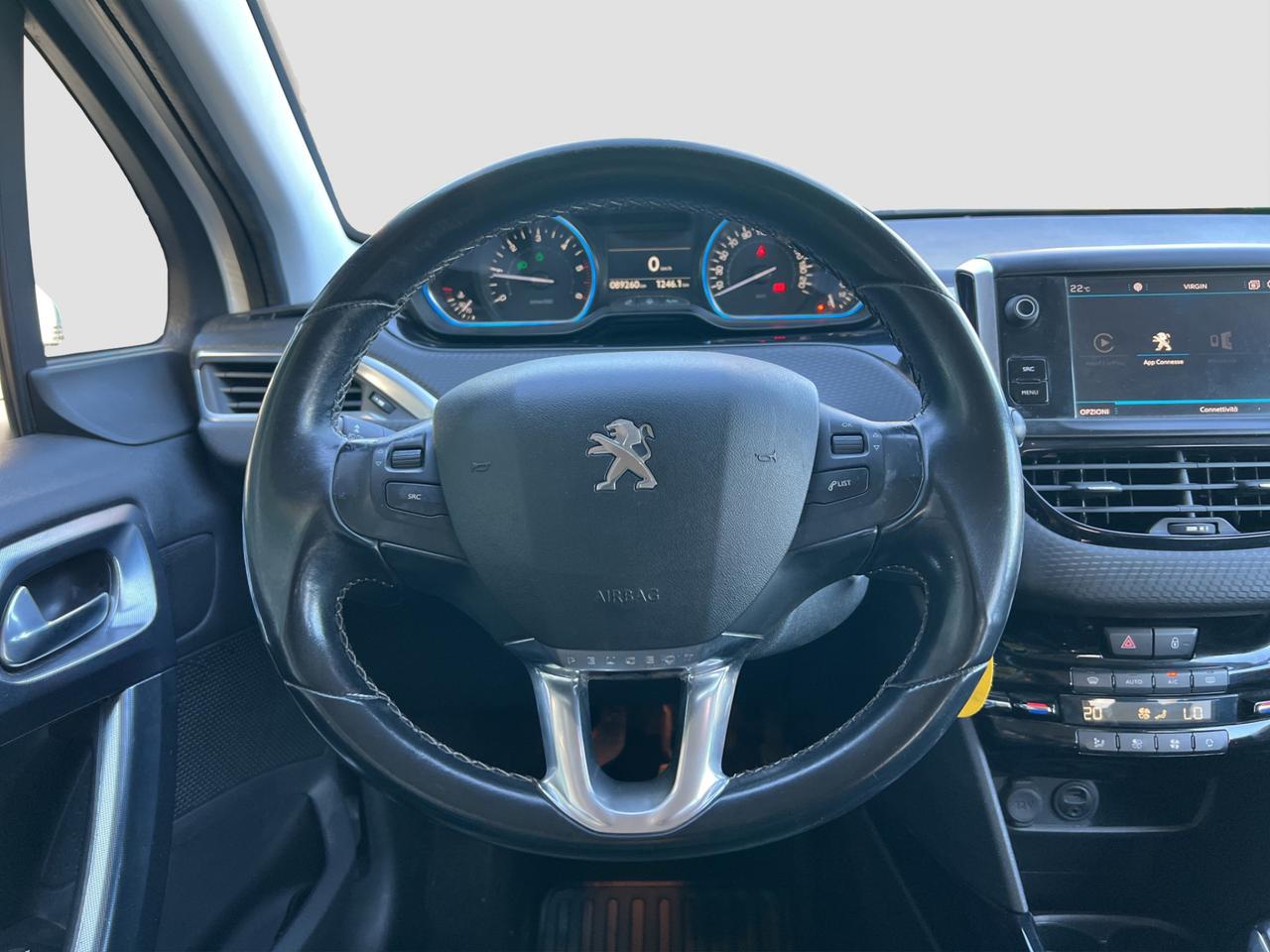 PEUGEOT 2008 BlueHDi 100 Allure