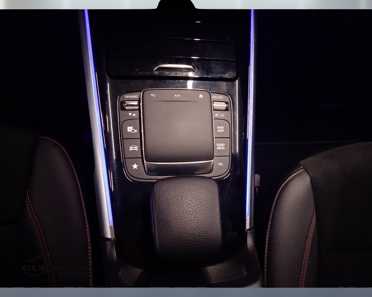 Mercedes-Benz GLB - X247 2019 - GLB 200 d Premium auto