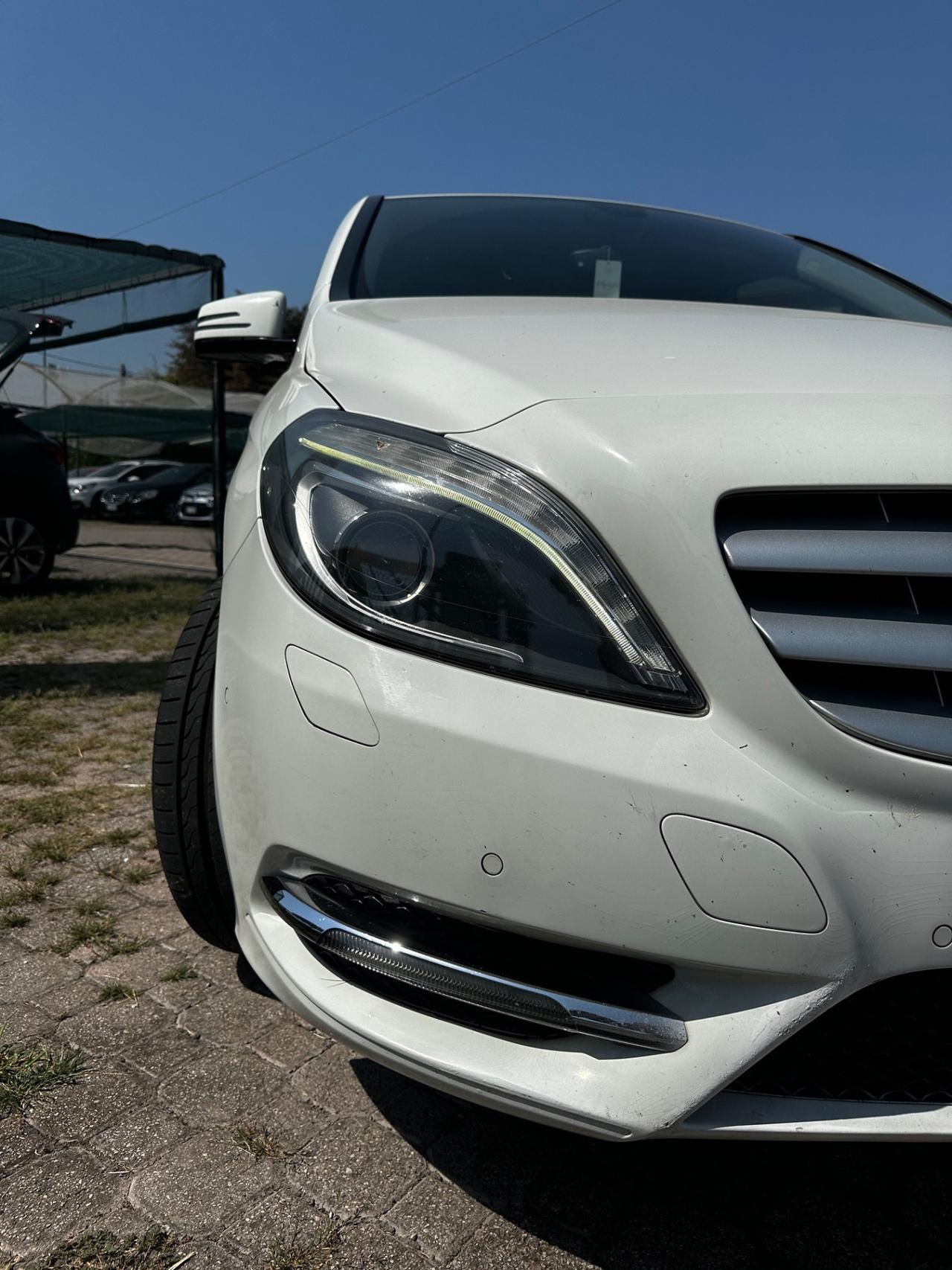 Mercedes-benz B 180 CDI BlueEFFICIENCY Premium