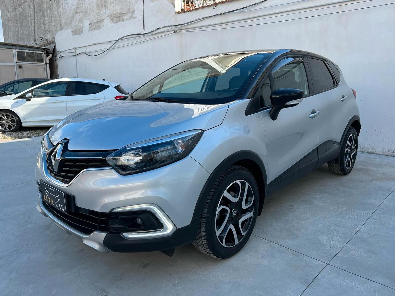 RENAULT CAPTUR 1.5 dCi 90cv 2017!!! R-LINK!!!