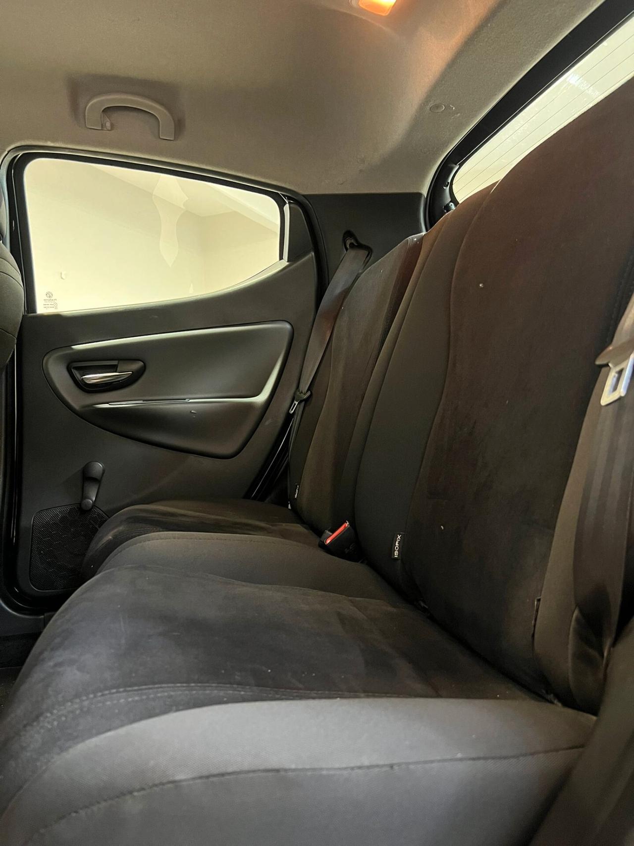 Lancia Ypsilon 0.9 TwinAir 85 CV 5 porte Metano Ecochic Gold