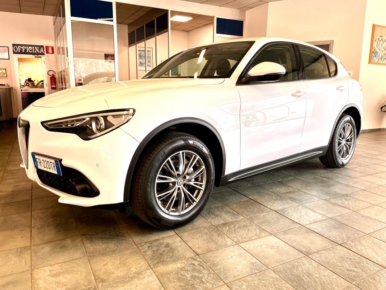 Alfa Romeo Stelvio 2.2 Turbodiesel 210 CV AT8 Q4 Super