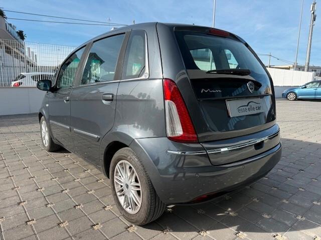 Lancia MUSA 1.3 Mjt 95 CV Gold 2012