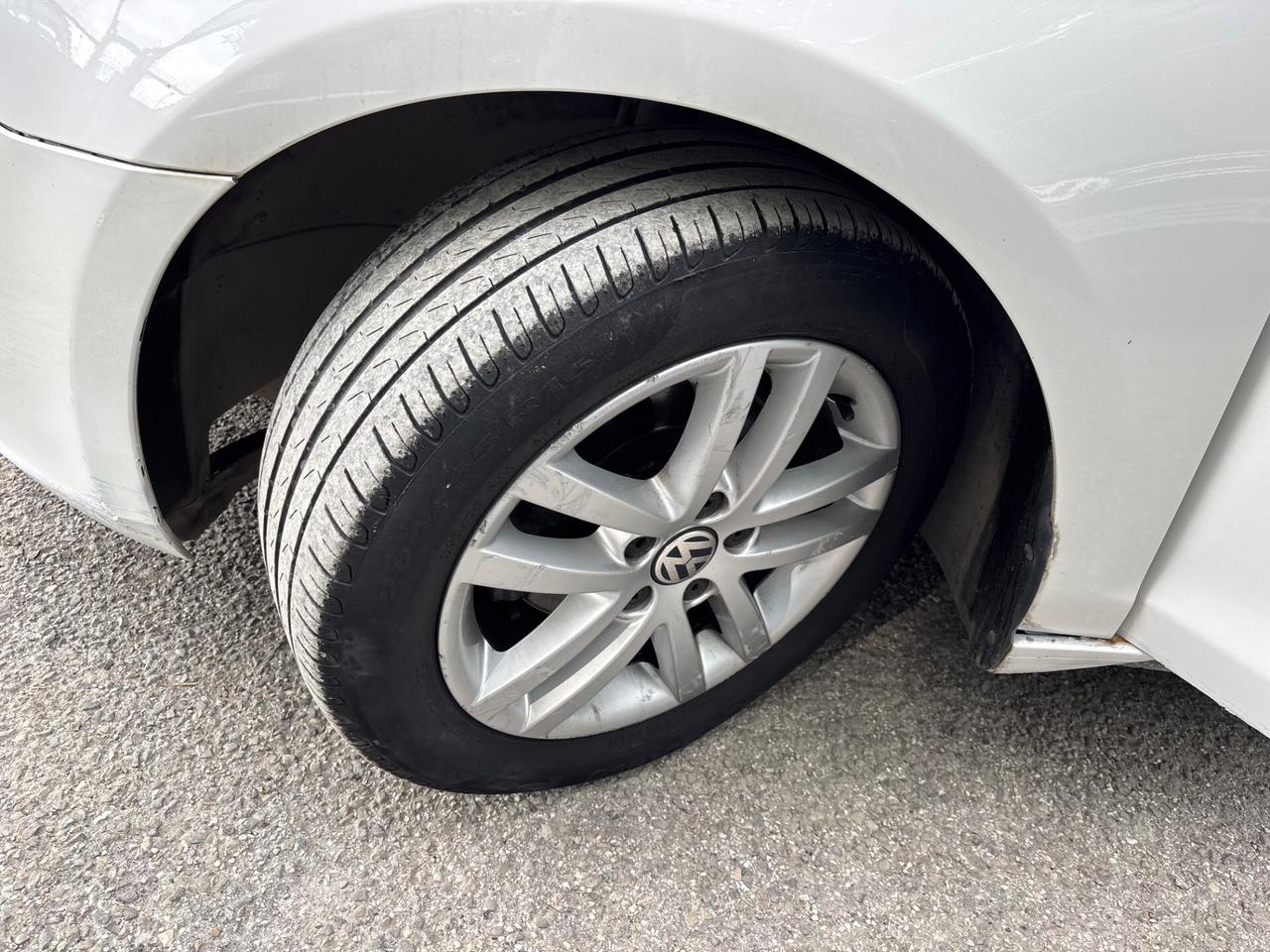 Volkswagen Golf 1.6 TDI 5p. Highline OK NEOPATENTATI