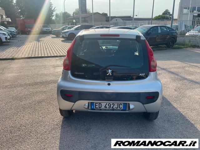 PEUGEOT 107 1.0 68CV 5p. Sweet Years 2Tronic
