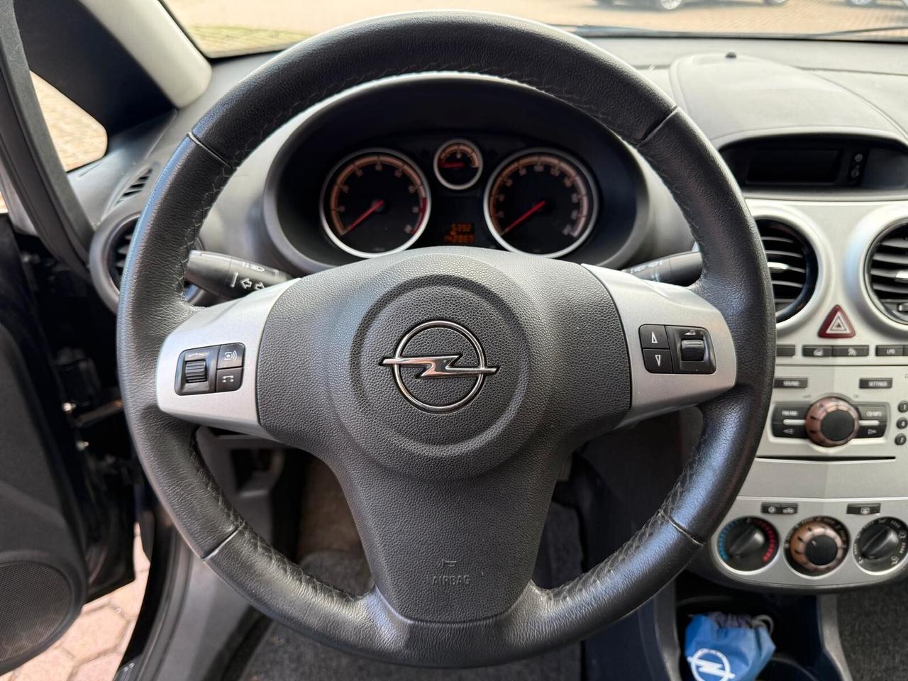 Opel Corsa 1.2 85CV 5 porte GPL-OK NEOPATENTATI