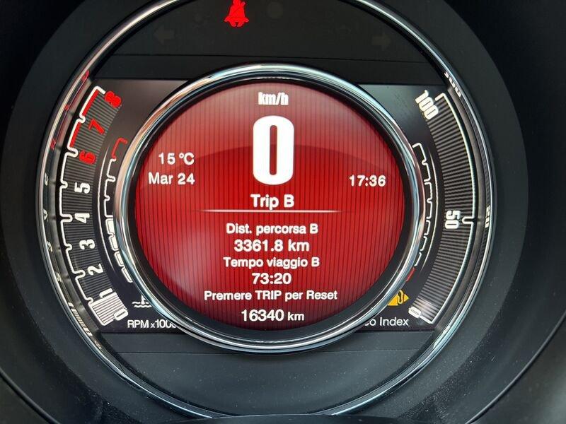 FIAT 500 1.0 Hybrid Dolcevita