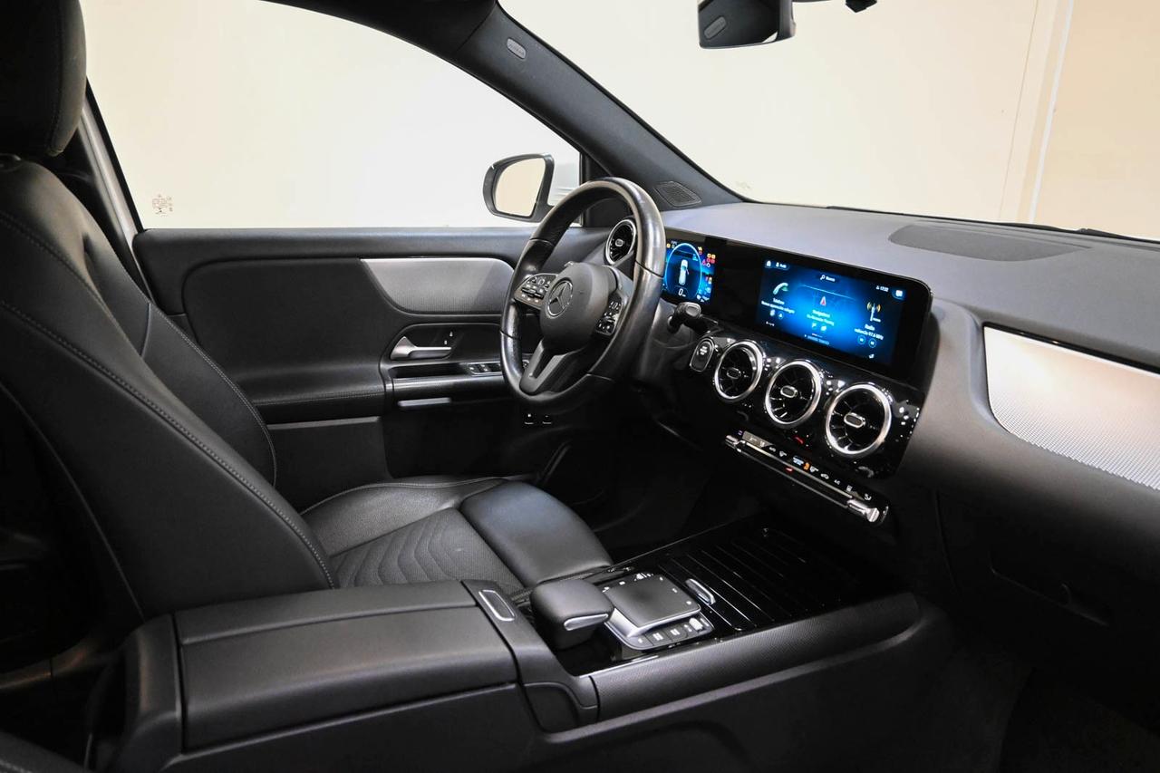 MERCEDES GLA (H247) GLA 250 e EQ-Power...