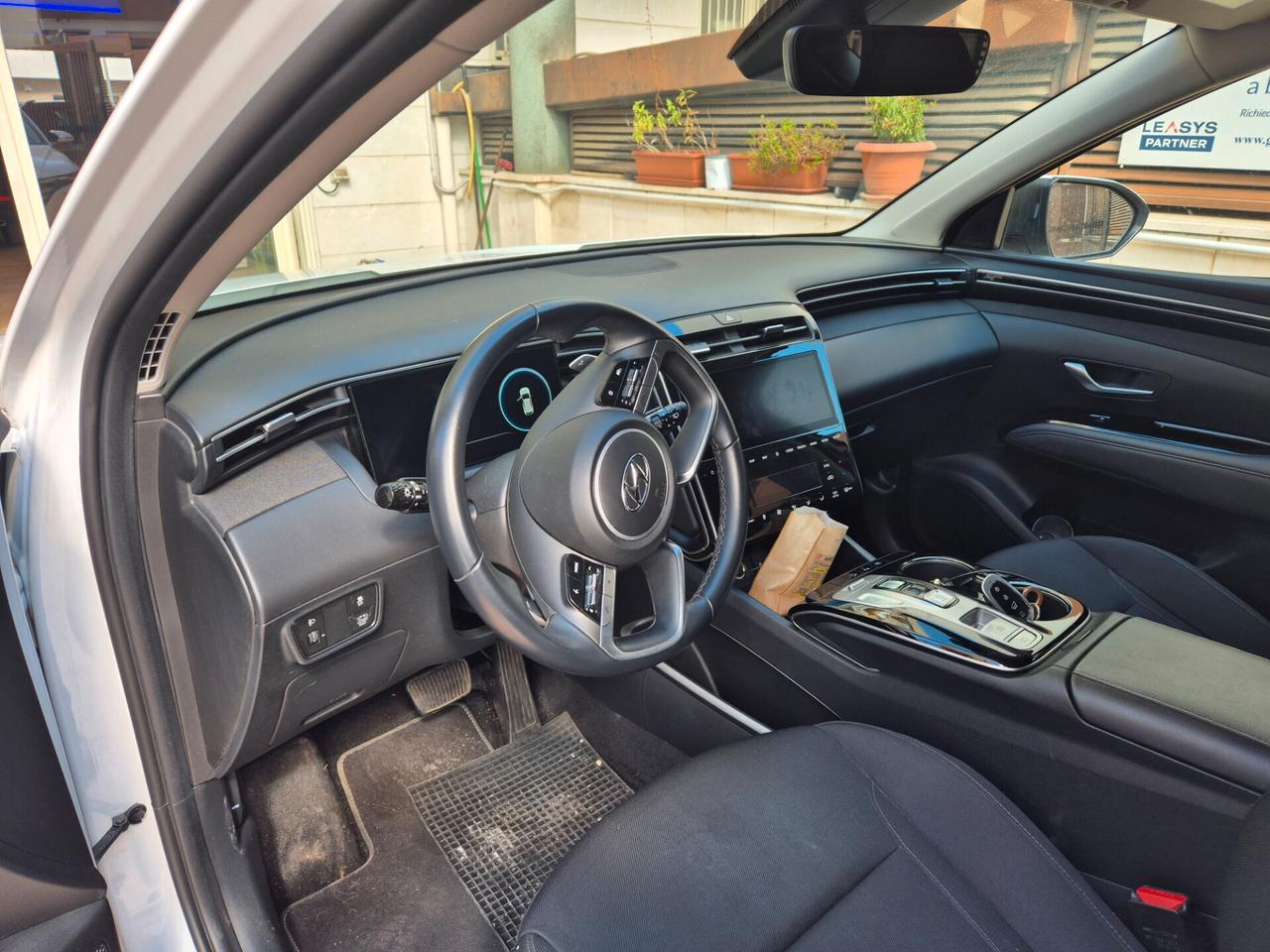 Hyundai Tucson 1.6 HEV auto HYBRID