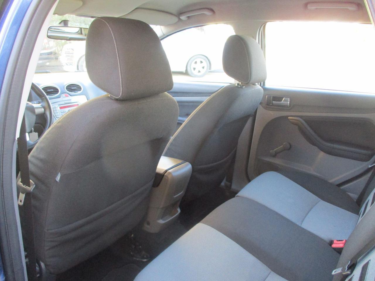 FORD Focus 1.6 TDCi Ikon S. WAGON