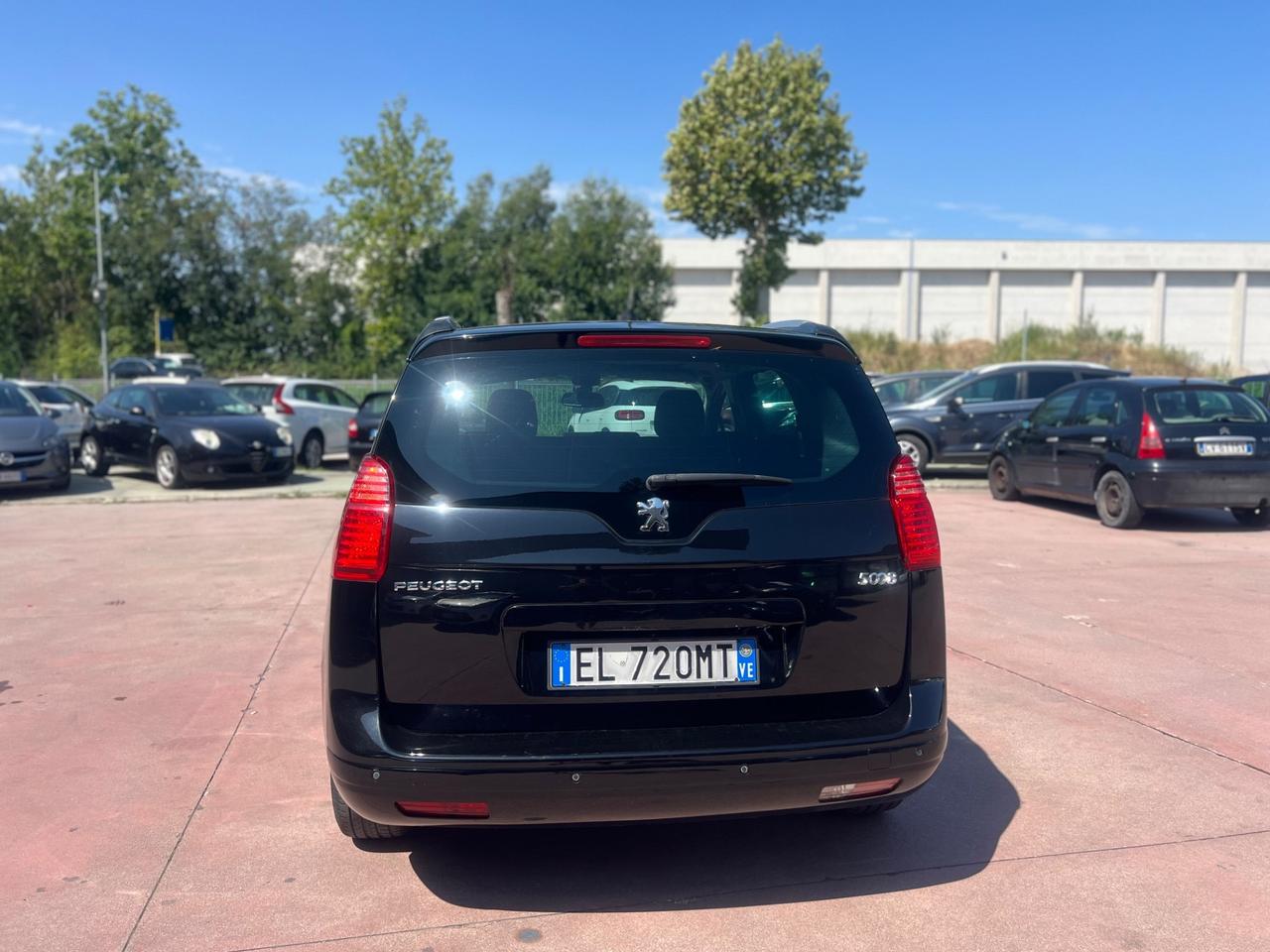 Peugeot 5008 1.6 HDi 112CV Allure