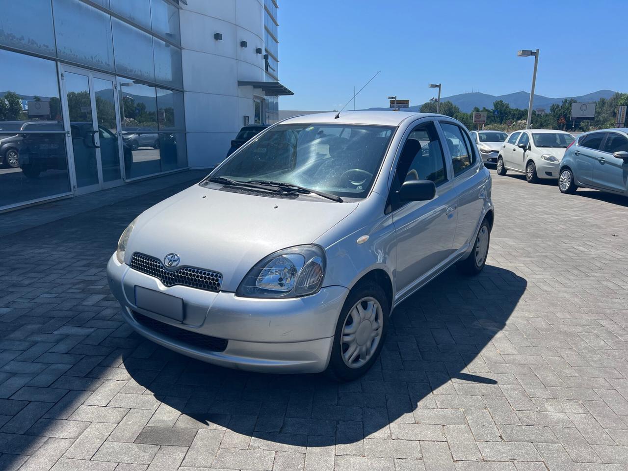 Toyota Yaris 1.3i 16V cat 5 porte aut. Sol