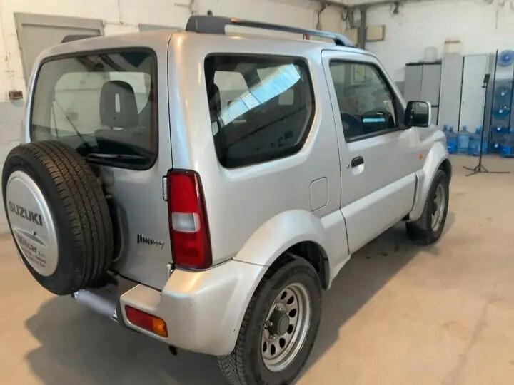 Suzuki Jimny 4x4 Benzina