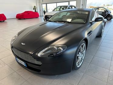 ASTON MARTIN V8 Vantage Coupé