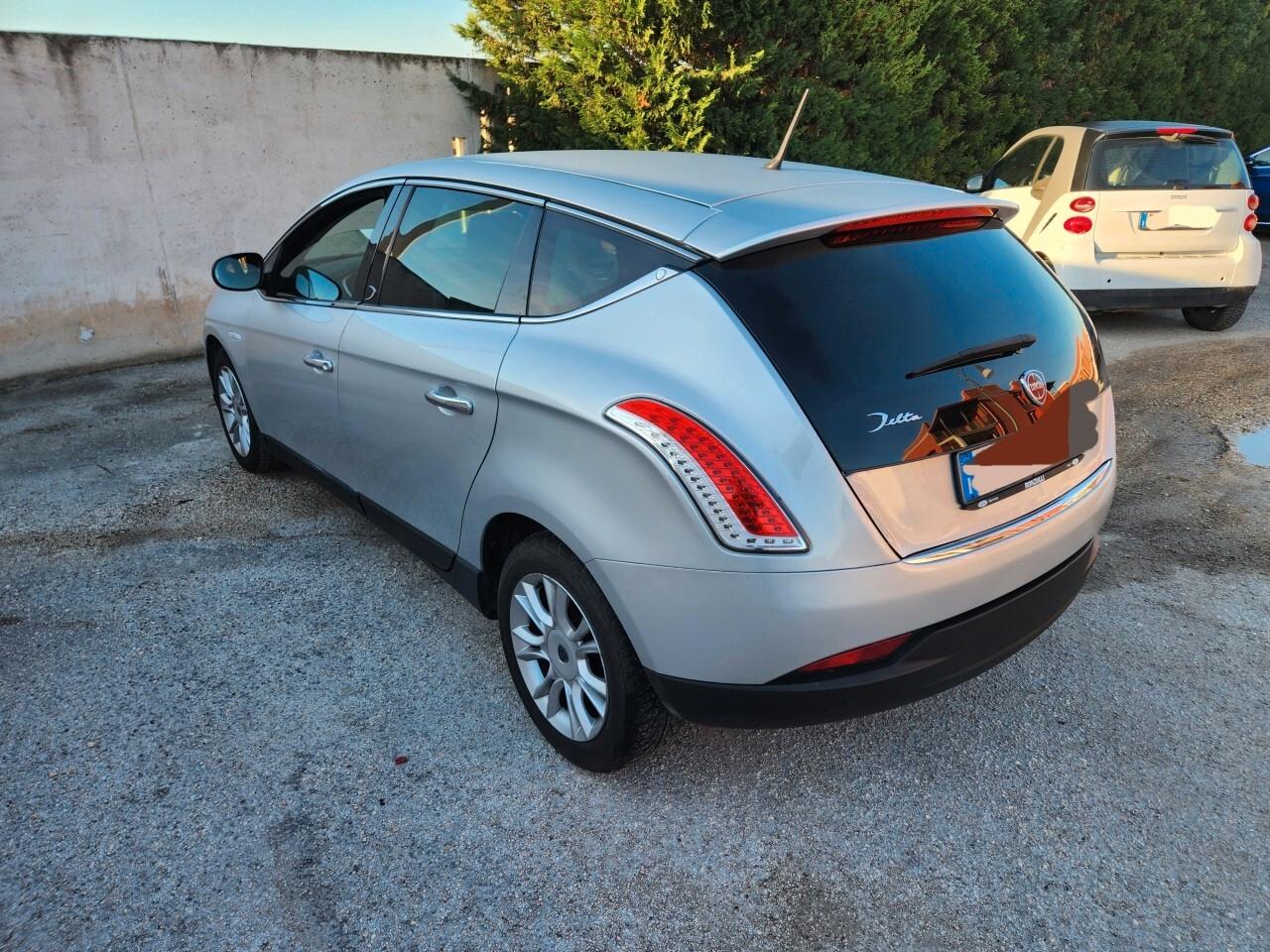 Lancia Delta 1.6 MJT DPF Gold