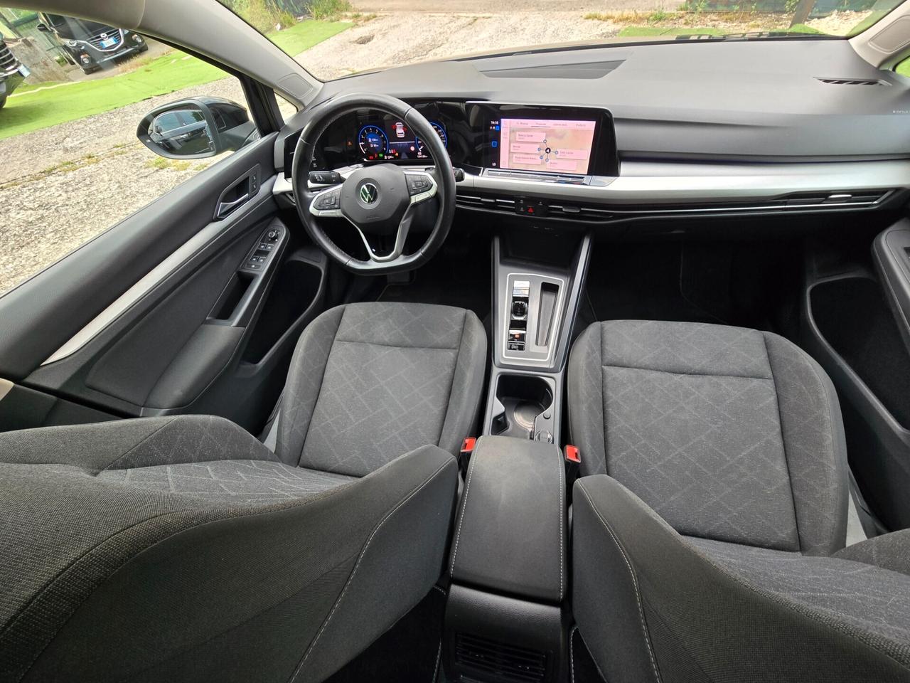 Volkswagen Golf 1.5BZ/METANO 131CV DSG -2021