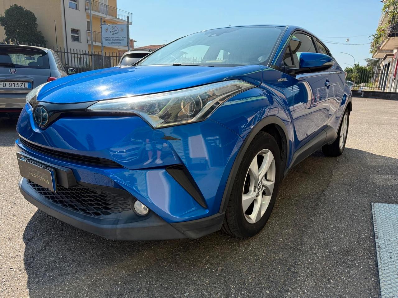 Toyota C-HR 1.8 Hybrid E-CVT Lounge