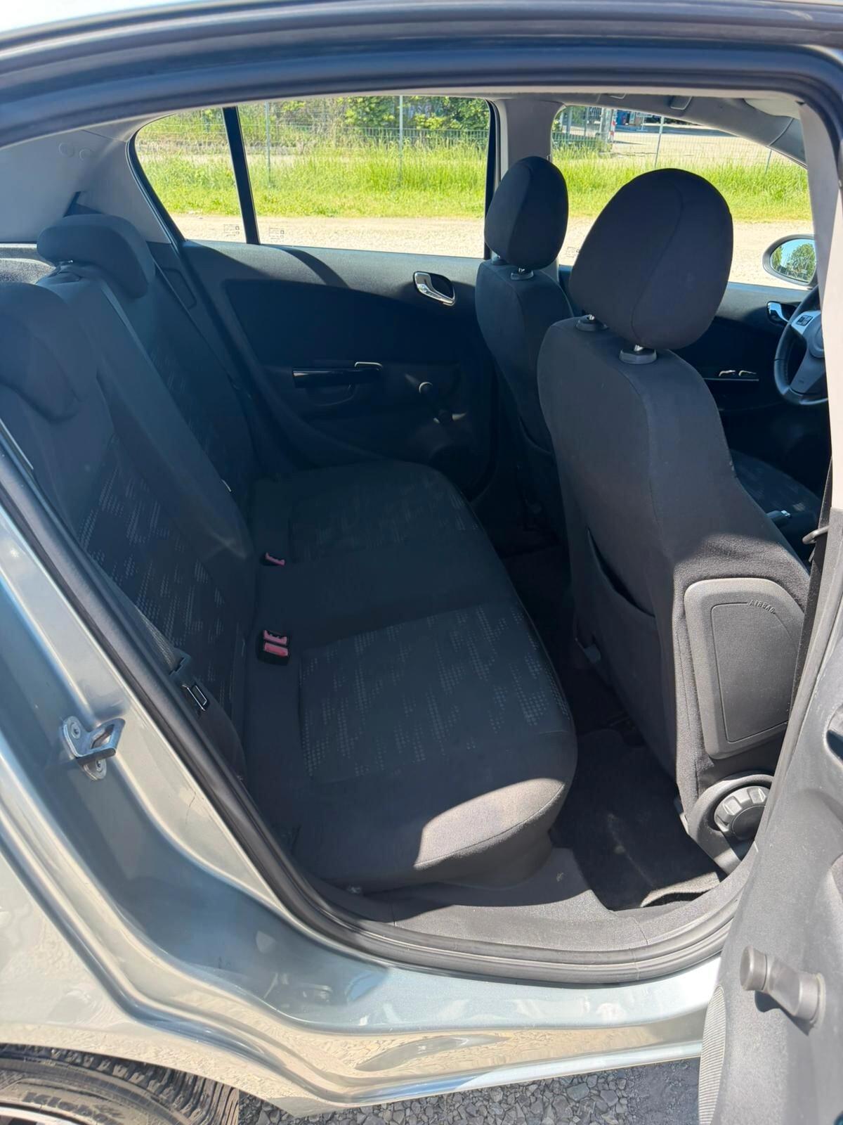 Opel Corsa 1.3 COSMO