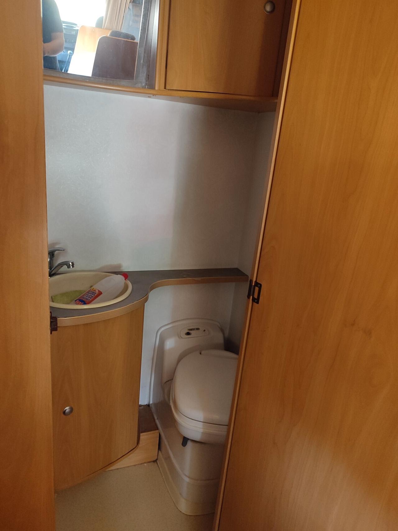 Ford TRANSIT CAMPER 6POSTI LETTO CHALLENGER
