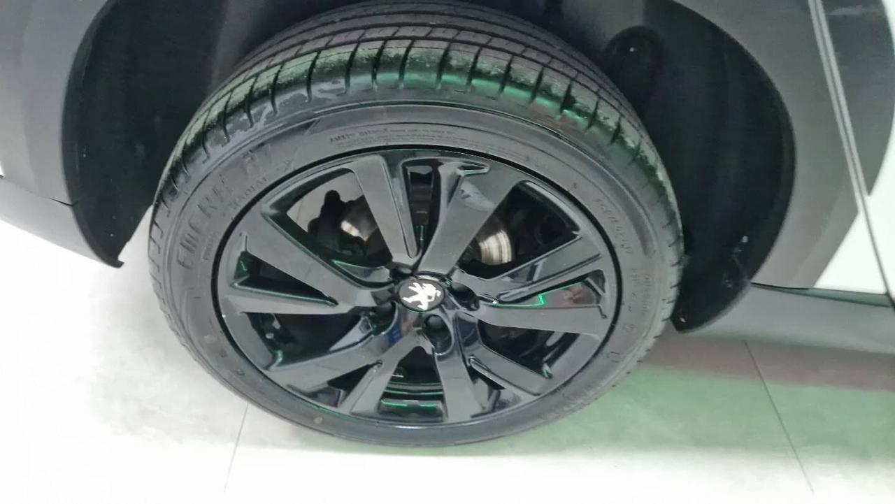 Peugeot 2008 BlueHDi 120 S&S GT Line