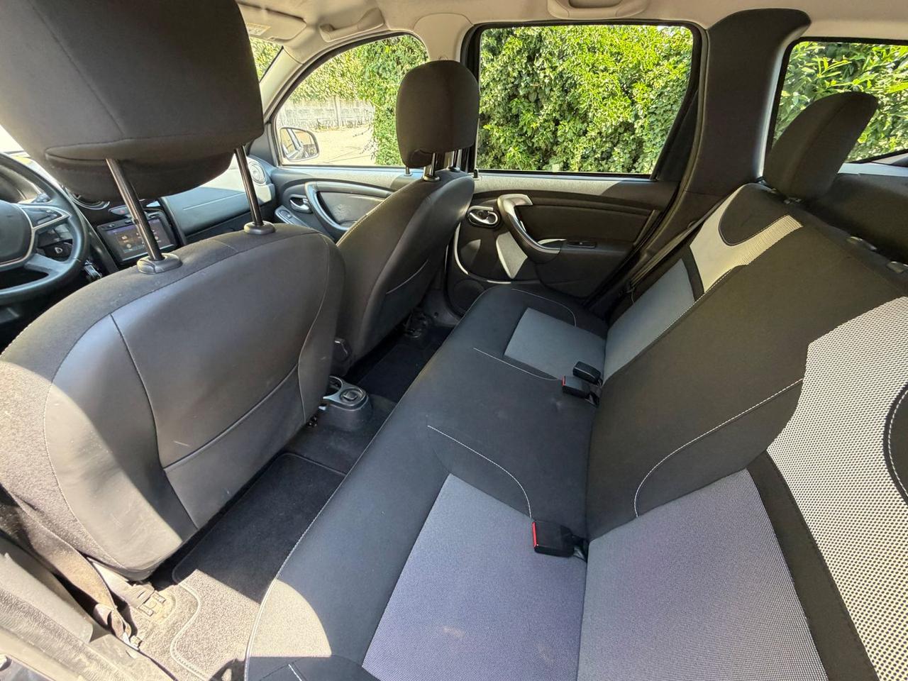 Dacia Duster Black Shadow 1.6 SCe 115 LPG #10999