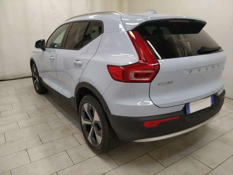 Volvo XC40 2.0 b3 Core auto