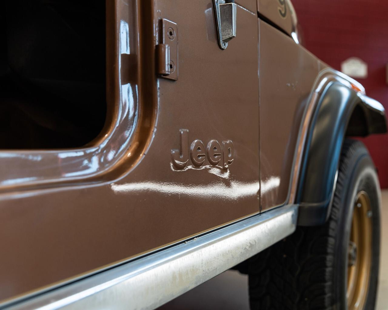 CJ-5 Golden Eagle V8 304 del 1979