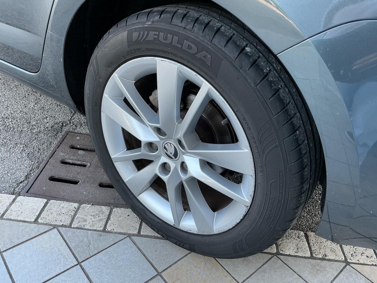 Skoda Octavia 1.6 Diesel Automatica Neopatentati