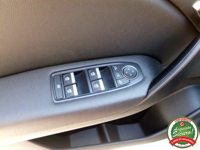 RENAULT Captur Mild Hybrid 140 CV Intens