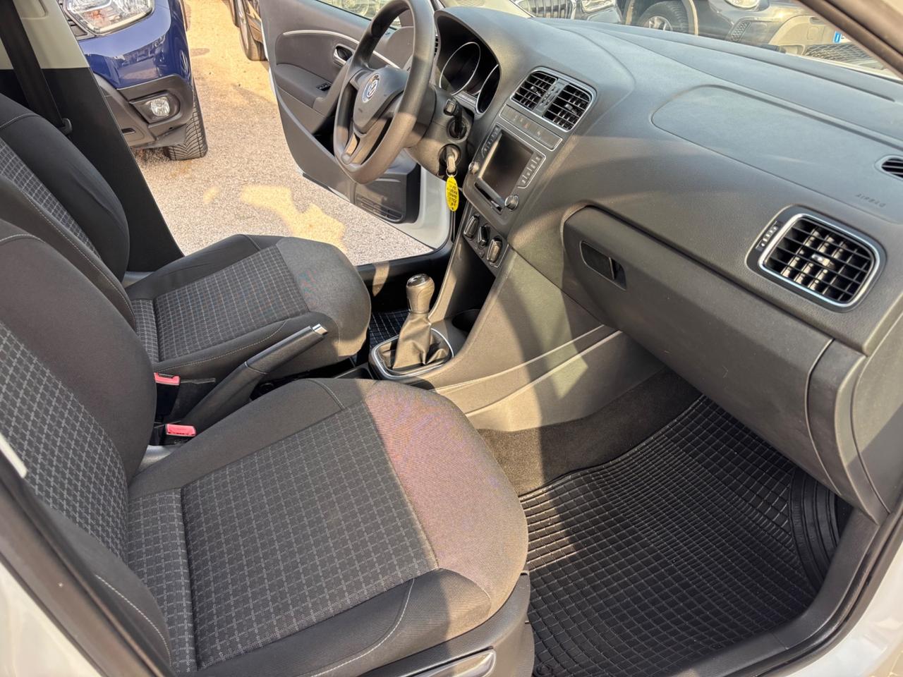 VW POLO 1.4TDI 90CV HIGHLINE NUOVISSIMA