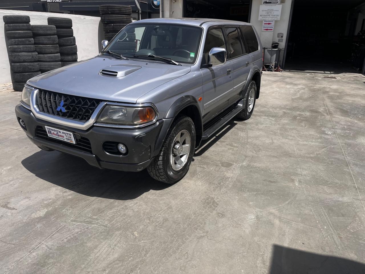Mitsubishi Pajero Sport Pajero Sport 2.5 TDI GLS