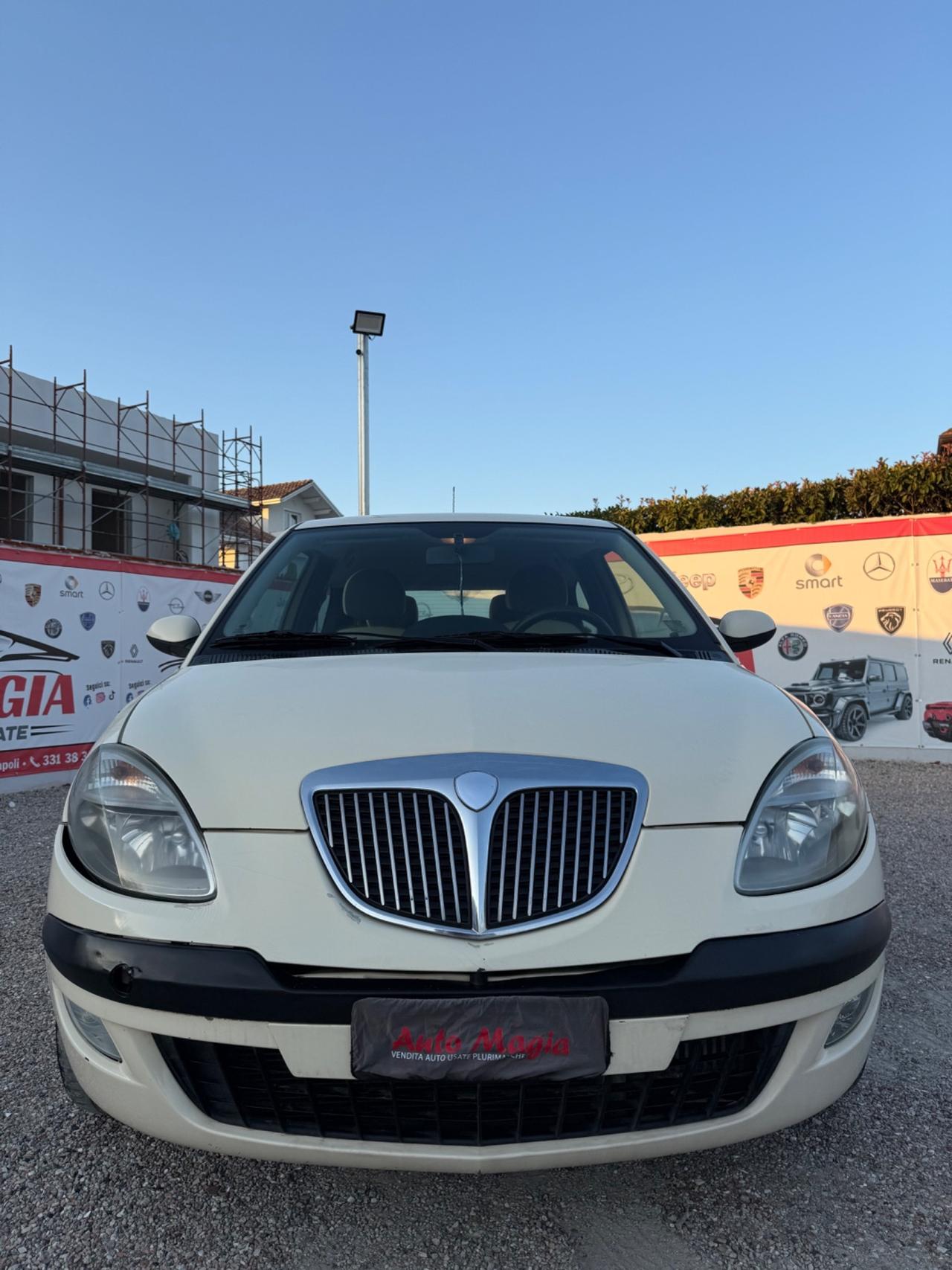Lancia Ypsilon 1.3 Multijet 16V Argento
