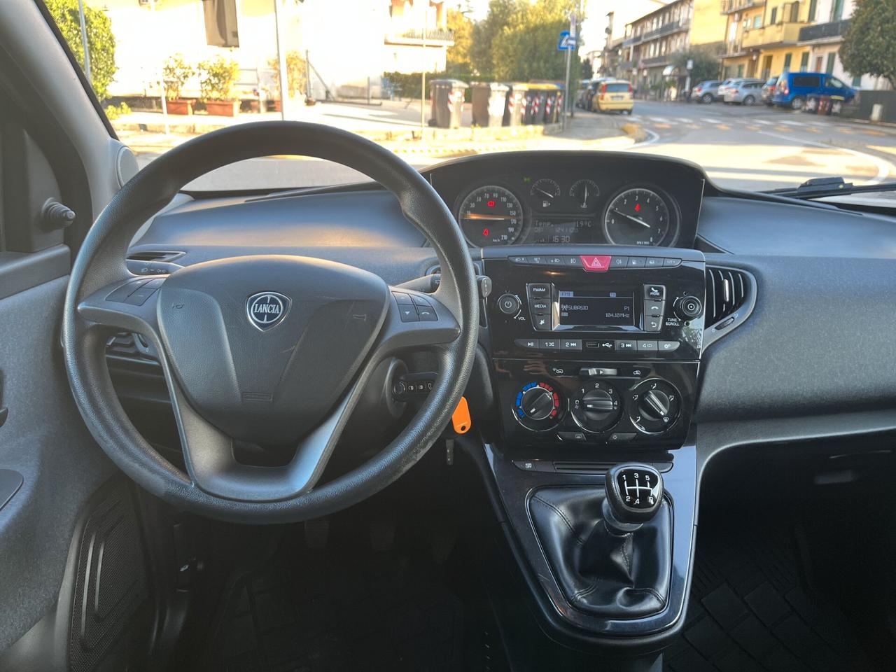 Lancia Ypsilon 1.2 69 CV 5 porte GPL Ecochic UNICO PROPRIETARIO