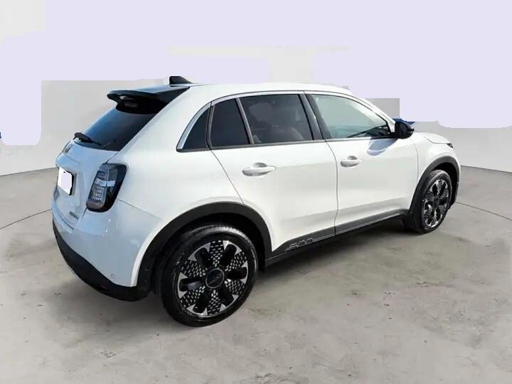 Fiat 600 Hybrid 110 CV DCT MHEV La Prima